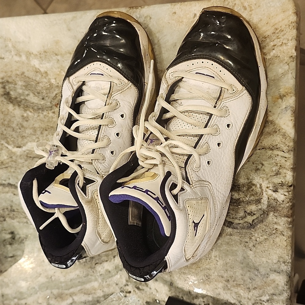 Air jordan grape size 8 retro